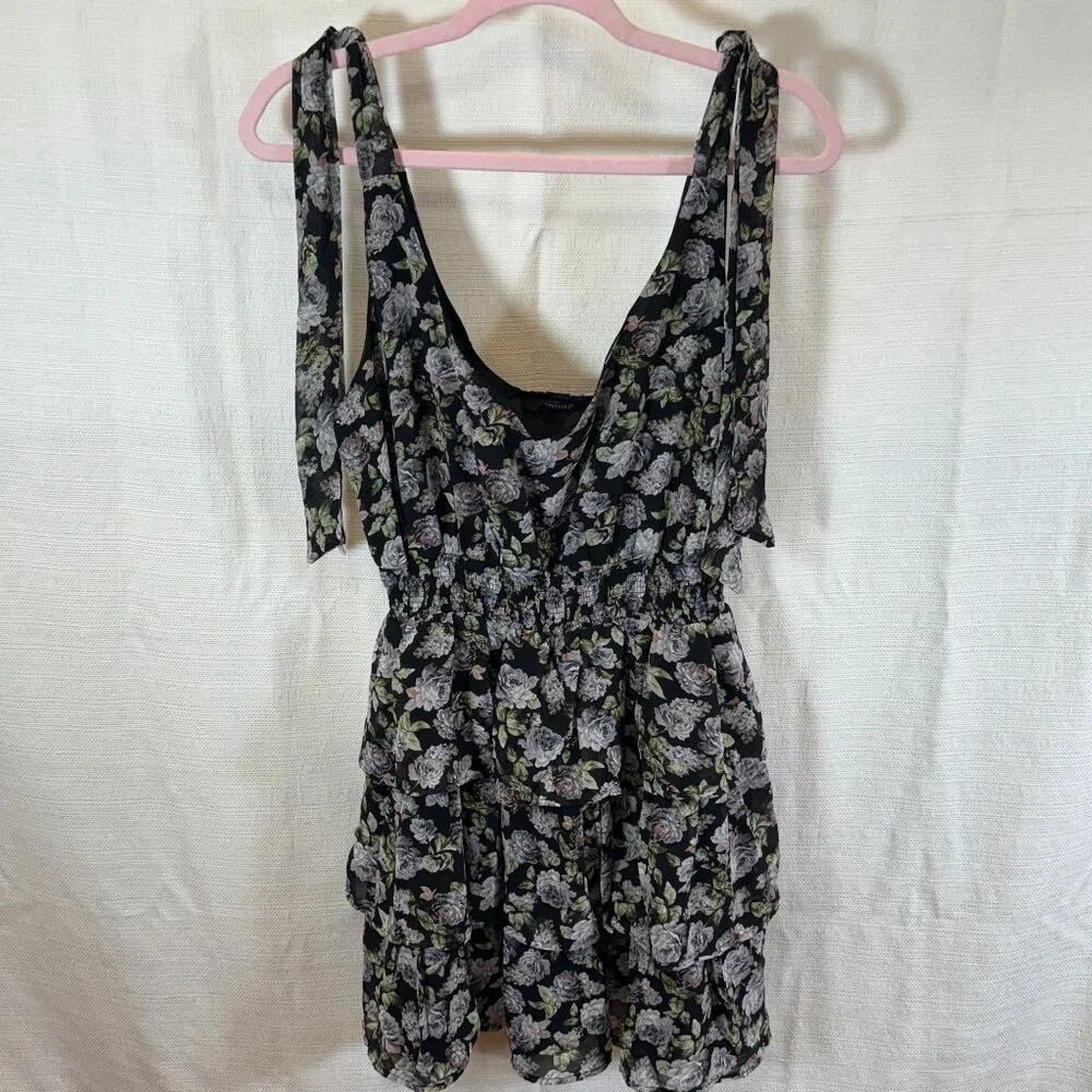 Dress - Picture 1 of 2